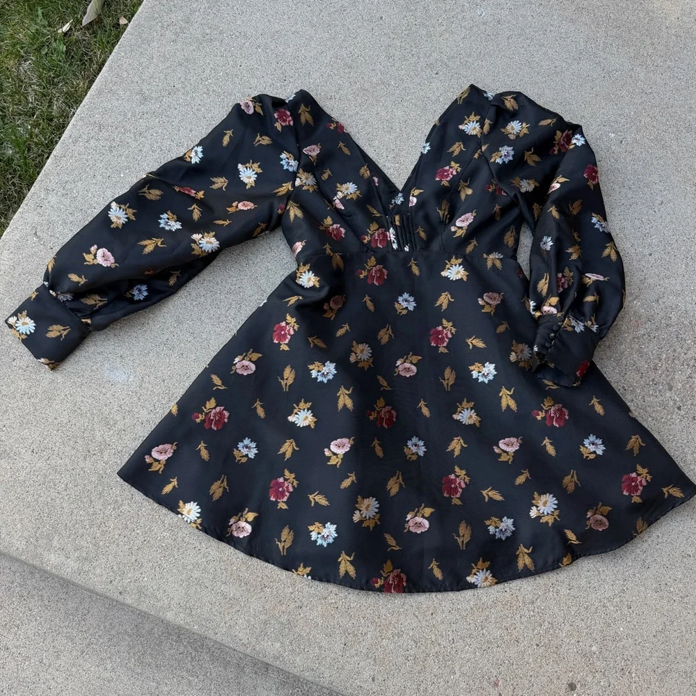 Sculpted V Neck Aline Mini Black Floral Dress Maeve by Anthropologie Size 4 NEW - Picture 7 of 13